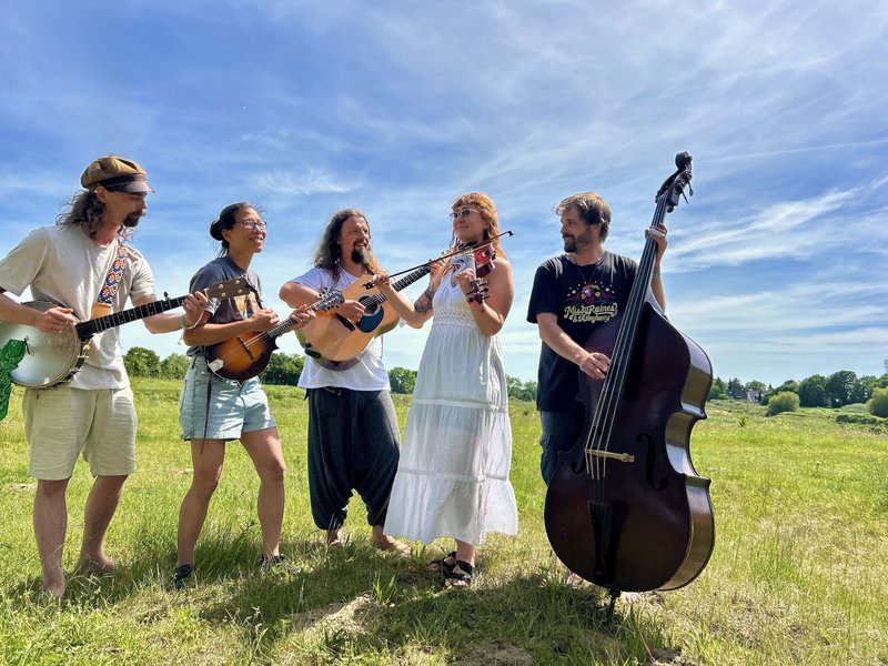 Flying Farm Band